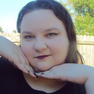 Meet your Posher, Deanna